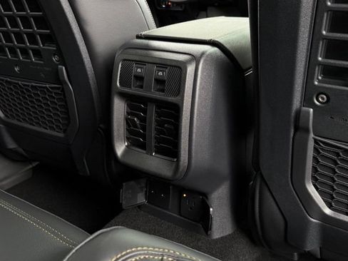 New 2026 Ford Bronco Badlands w/ Sasquatch Package AWD/4WD image 18