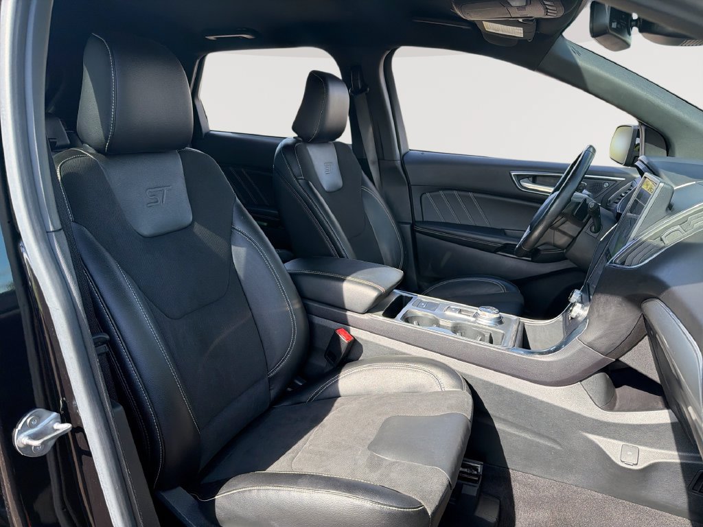 Used 2023 Ford Edge ST AWD/4WD image 25