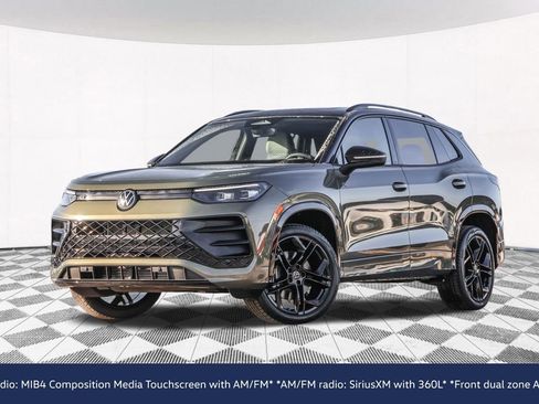 New 2026 Volkswagen Tiguan SE R-Line image 2