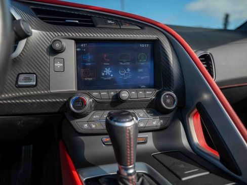 Used 2017 Chevrolet Corvette Z06 image 12