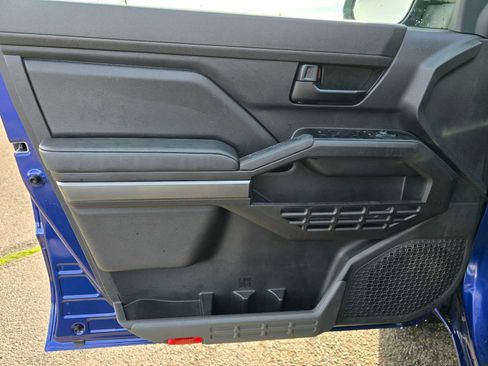 Certified 2025 Toyota Tacoma SR5 image 23