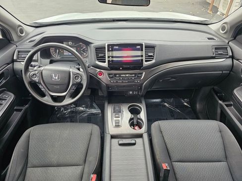 Used 2020 Honda Ridgeline Sport image 21