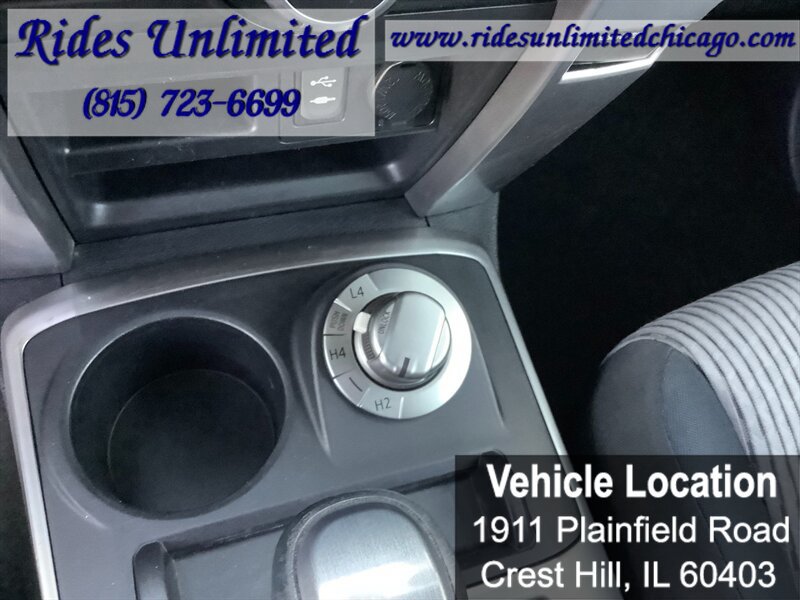 Used 2014 Toyota 4Runner SR5 AWD/4WD image 24