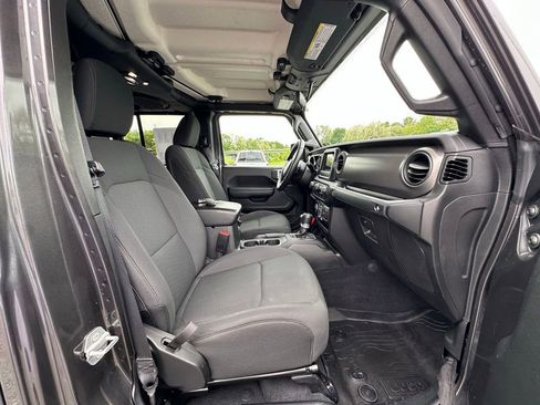 Used 2022 Jeep Gladiator Sport AWD/4WD image 21