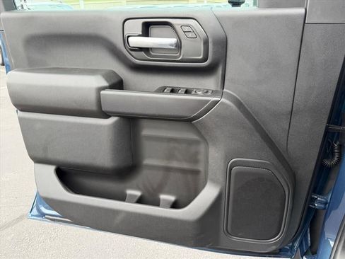 New 2026 Chevrolet Silverado 2500 Custom w/ Custom Value Package AWD/4WD image 9