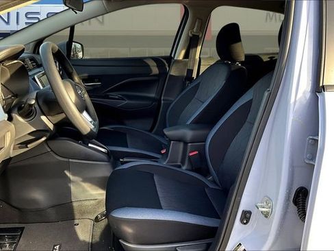 New 2025 Nissan Versa SV w/ Trunk Package image 9