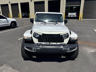 Used 2018 Jeep Wrangler Unlimited Sahara w/ Cold Weather Group AWD/4WD video 2