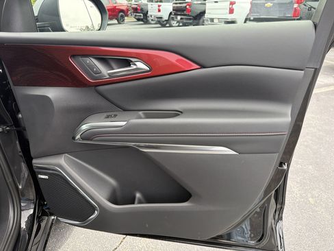 New 2026 Chevrolet Traverse RS w/ LPO, Floor Liner Package FWD image 14