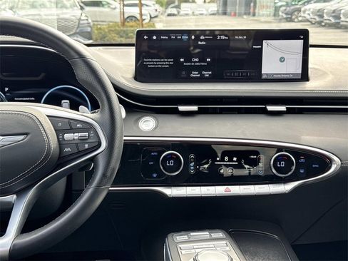 Used 2025 Genesis GV70 2.5T Sport Prestige w/ Sport Prestige Package image 7