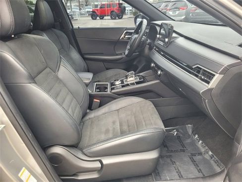 Used 2022 Mitsubishi Outlander SE image 15