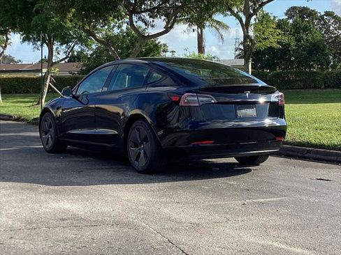 Used 2023 Tesla Model 3 Standard Range RWD image 7