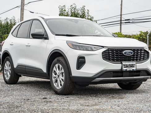 New 2026 Ford Escape Active w/ Cold Weather Package image 1