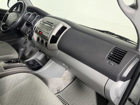 Used 2010 Toyota Tacoma PreRunner RWD image 32