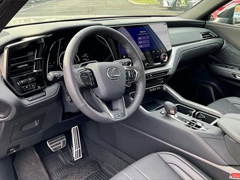 New 2025 Lexus TX 500h AWD image 6