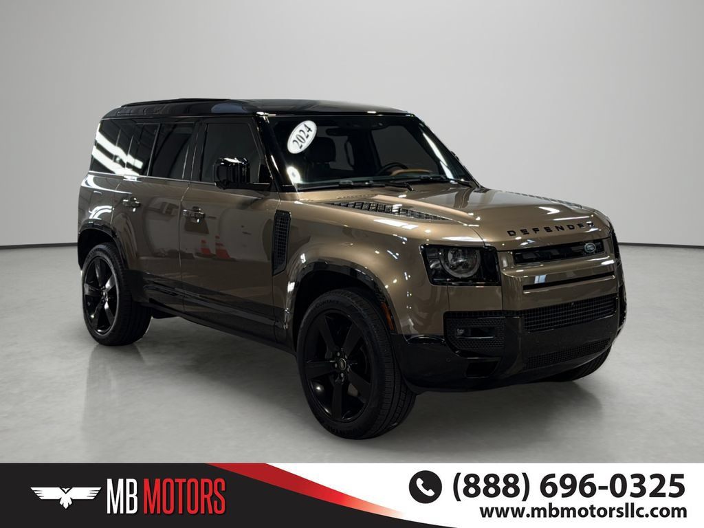 Used 2024 Land Rover Defender 110 X-Dynamic SE AWD/4WD image 6