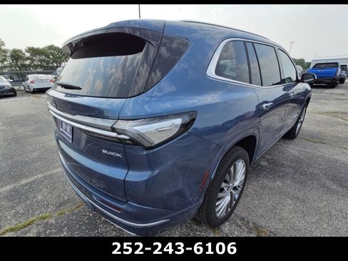 Used 2026 Buick Enclave Avenir w/ Super Cruise Package FWD image 3