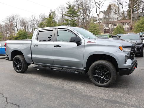Used 2025 Chevrolet Silverado 1500 LT Trail Boss w/ Convenience Package II image 8