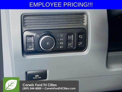 New 2026 Ford F250 XLT w/ XLT Premium Package AWD/4WD image 19