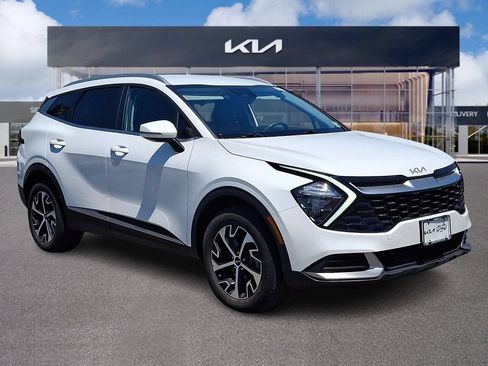 Used 2023 Kia Sportage EX AWD/4WD image 1