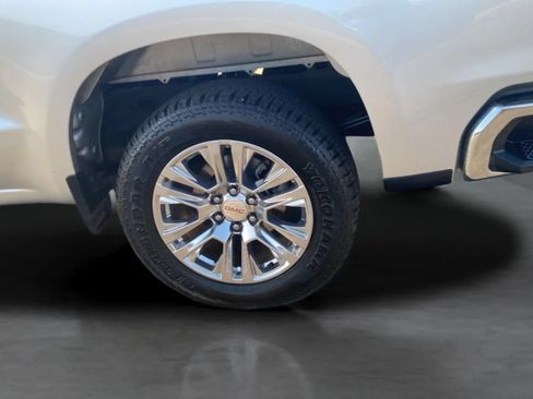 Used 2020 Chevrolet Silverado 1500 LT w/ Trailering Package AWD/4WD image 33