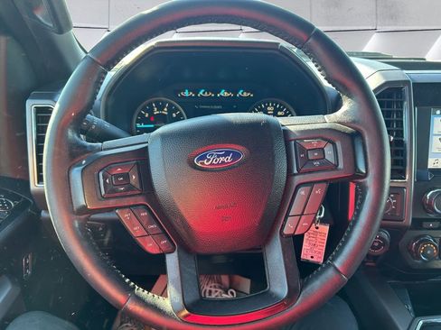 Used 2018 Ford F150 XLT w/ Equipment Group 302A Luxury image 9