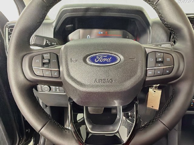 New 2026 Ford Ranger XLT w/ Black Appearance Package RWD image 13