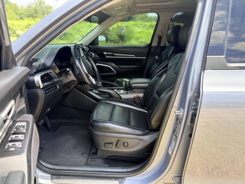 Used 2022 Kia Telluride S FWD image 12