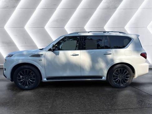 Used 2022 Nissan Armada Platinum RWD image 4