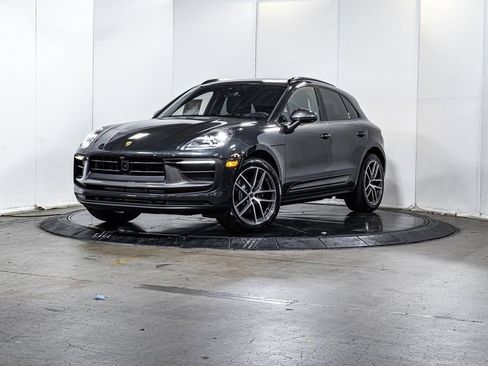 Certified 2025 Porsche Macan Turbo AWD/4WD image 1