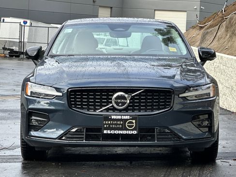 Used 2023 Volvo S60 B5 Plus w/ Climate Package image 9