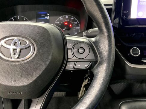 Used 2024 Toyota Corolla LE FWD image 25
