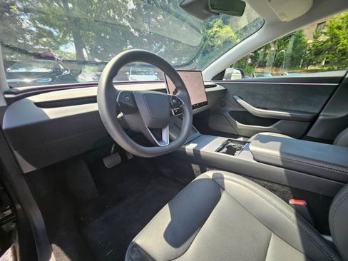 Used 2024 Tesla Model 3 Long Range AWD/4WD image 17
