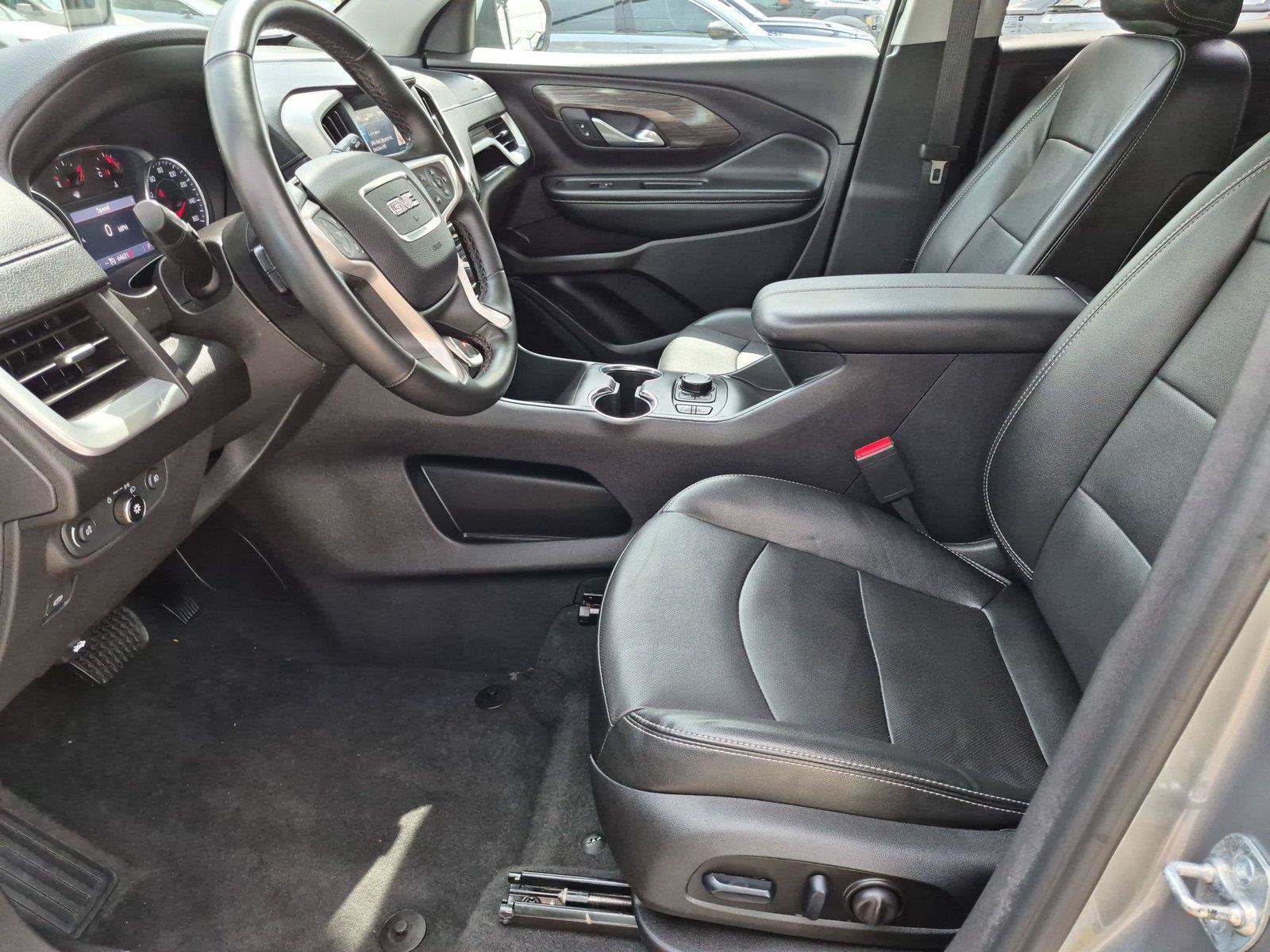 Used 2024 GMC Terrain SLT AWD/4WD image 25