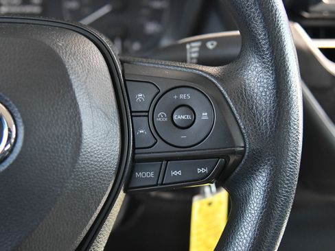 Used 2024 Toyota Corolla LE image 29