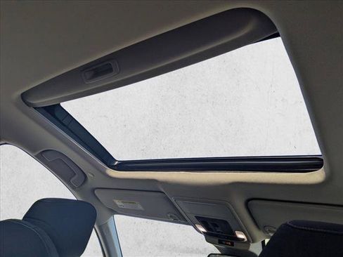 Certified 2024 Honda Accord EX image 18
