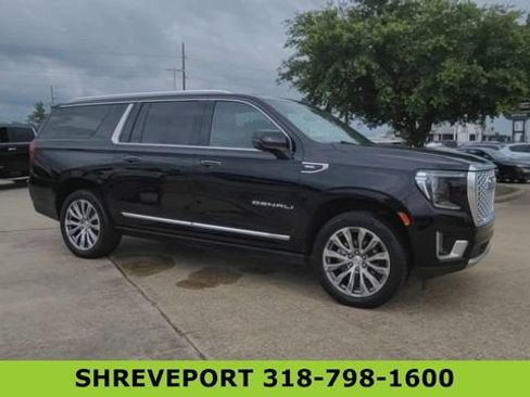 Certified 2021 GMC Yukon XL Denali w/ Denali Premium Package AWD/4WD image 2