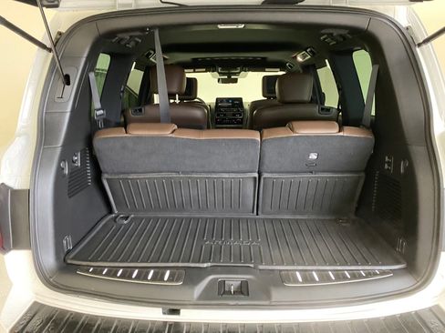 Used 2023 Nissan Armada Platinum w/ Captain's Chairs Package image 31