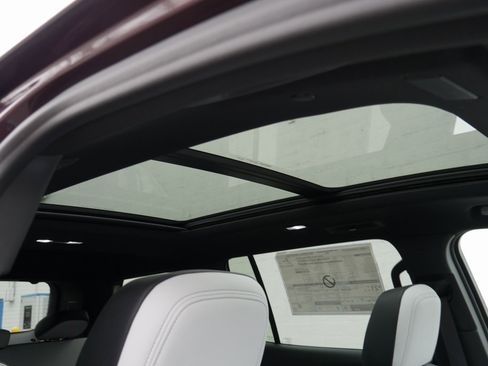 New 2026 Chevrolet Traverse High Country image 24