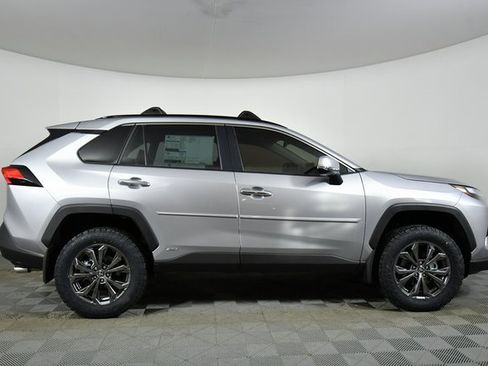 New 2025 Toyota RAV4 Limited image 15