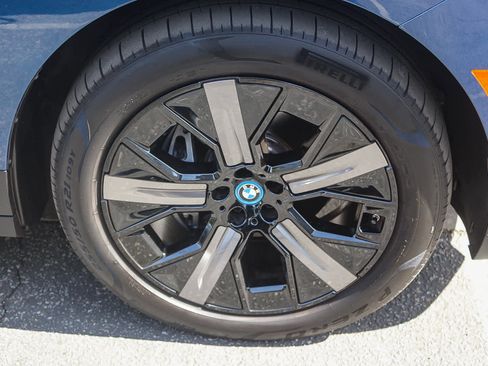 Certified 2023 BMW iX xDrive50 w/ Convenience Package image 9