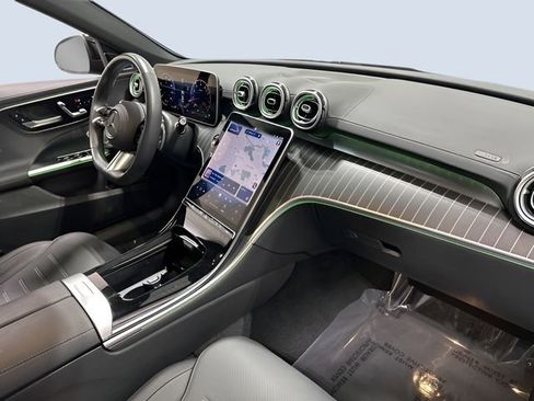 Used 2025 Mercedes-Benz C 300 4MATIC Sedan image 12