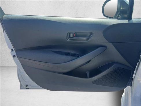 Certified 2022 Toyota Corolla LE image 11