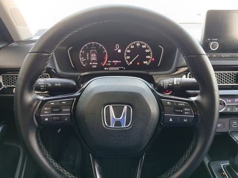 Used 2022 Honda Civic EX image 10