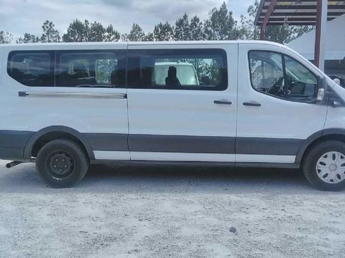 Used 2023 Ford Transit 350 XLT RWD image 6