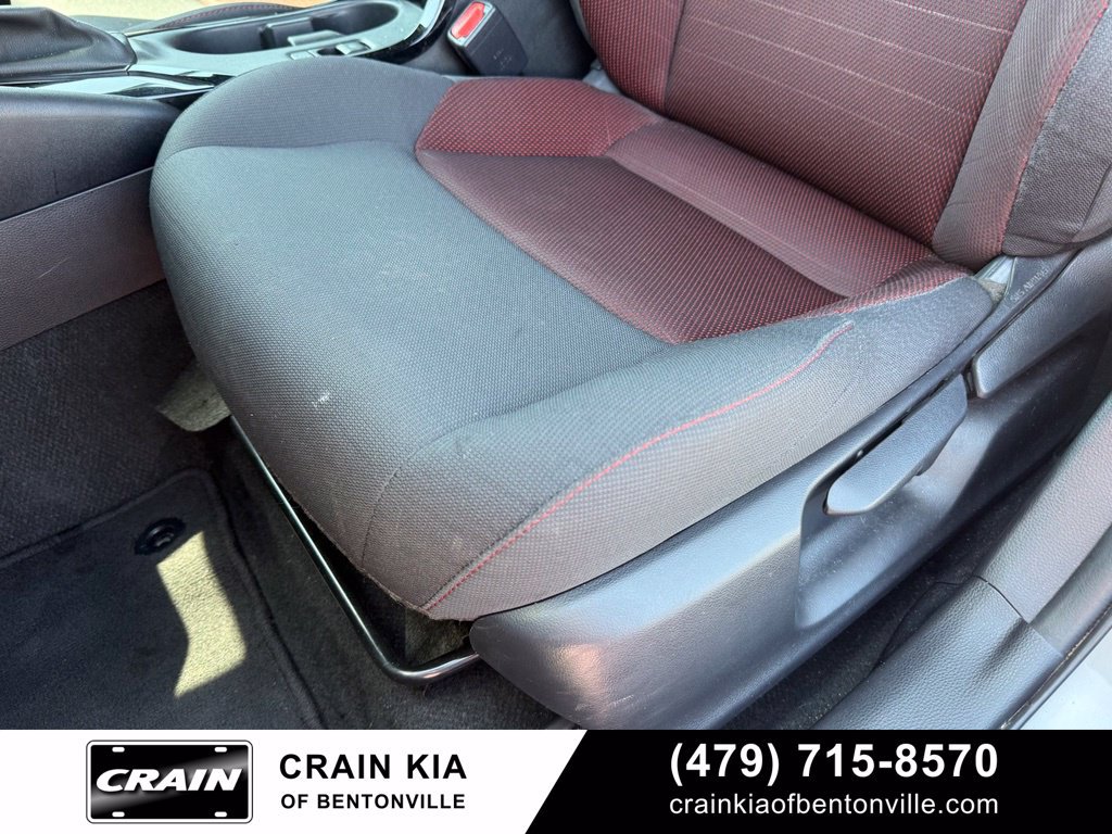 Used 2025 Toyota Corolla SE FWD image 23