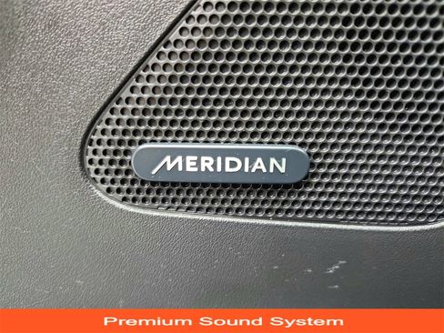 Used 2018 Jaguar F-PACE Prestige image 39