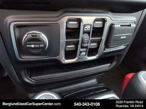 Used 2023 Jeep Wrangler Unlimited w/ 8.4" Radio Group image 25