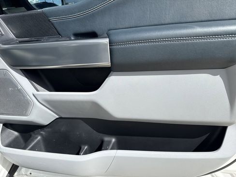 Used 2022 Ford F150 Limited image 13