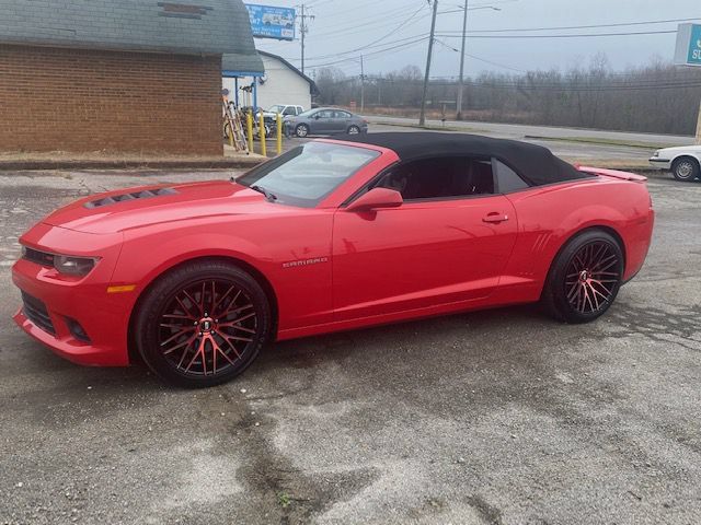 Used 2014 Chevrolet Camaro SS w/ RS Package RWD image 9