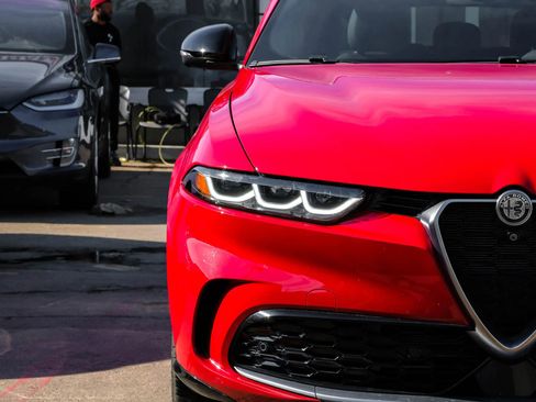 Used 2024 Alfa Romeo Tonale Ti image 56